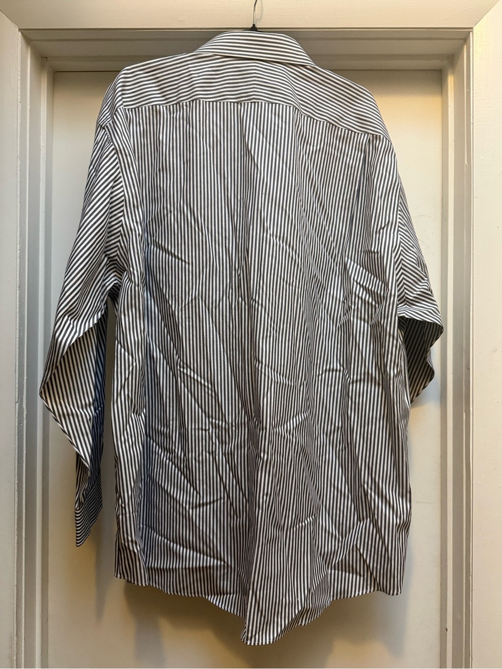 Nordstrom Men's Blue and White Striped Dress Shirt, Size 19/35 - Picture 2 of 4